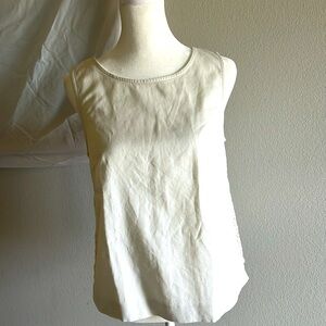 HD in Paris white top with cotton lace design.